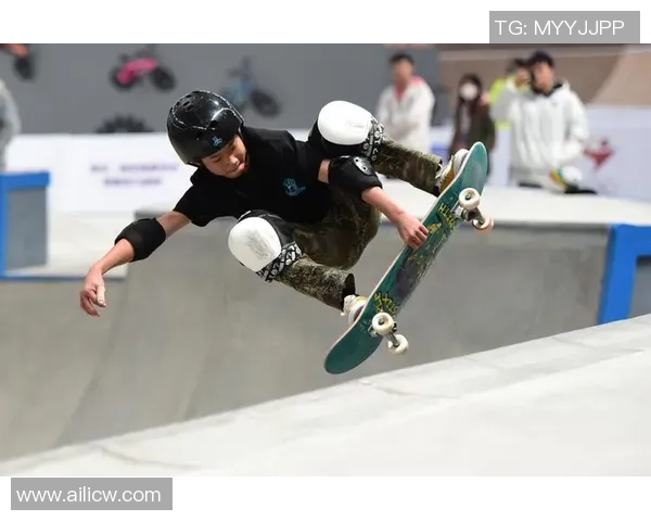 重庆街舞队在世界滑板锦标赛中以81分领先其他队伍勇夺榜首