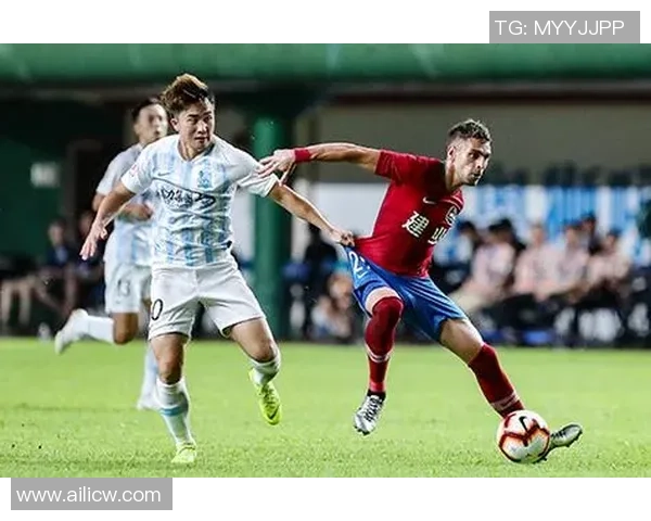 广州富力主场迎战上海球队力争胜利争夺联赛积分榜更高位置